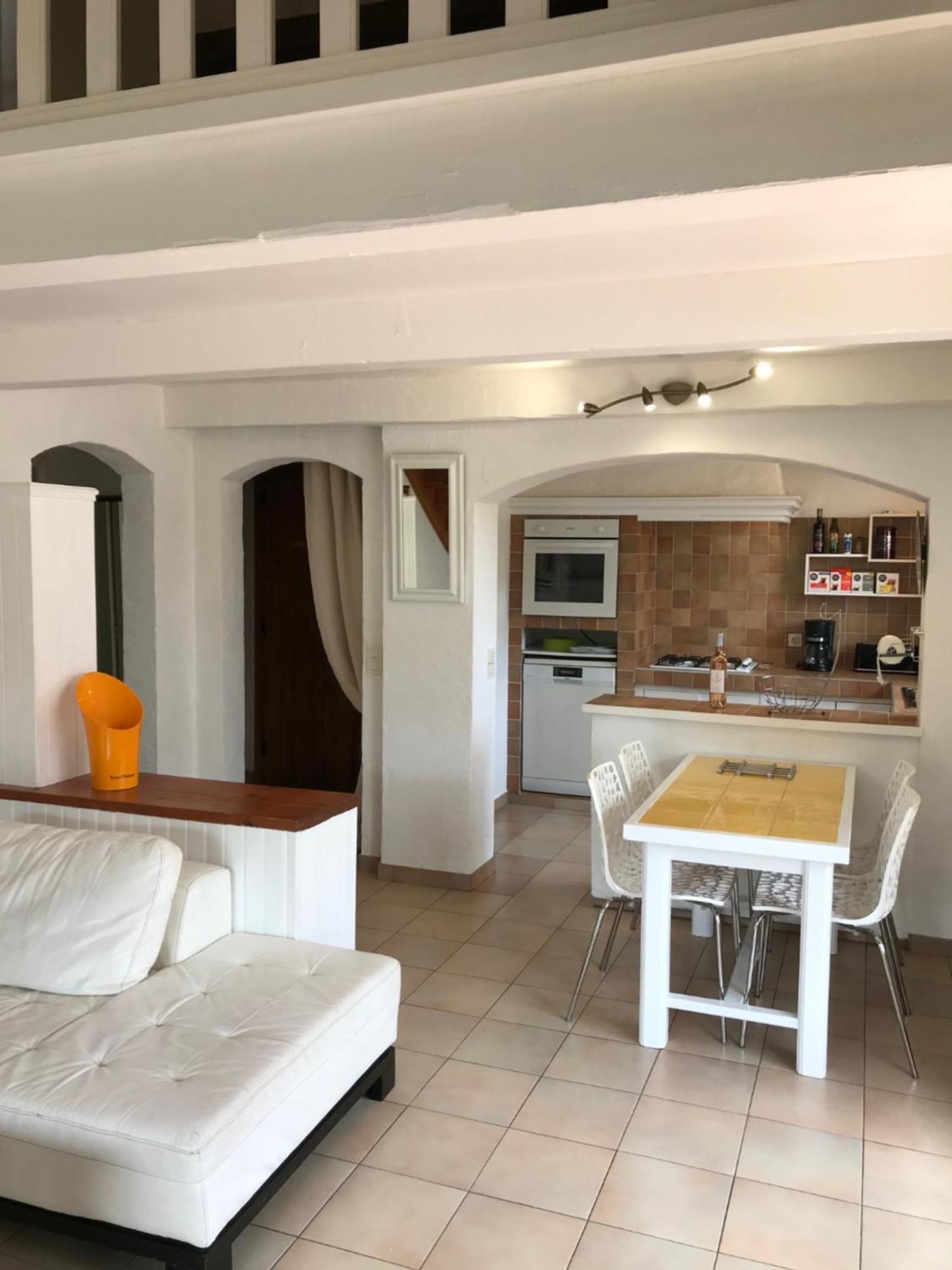89 Le Grand Pin Apartamento Sainte-Maxime Exterior foto