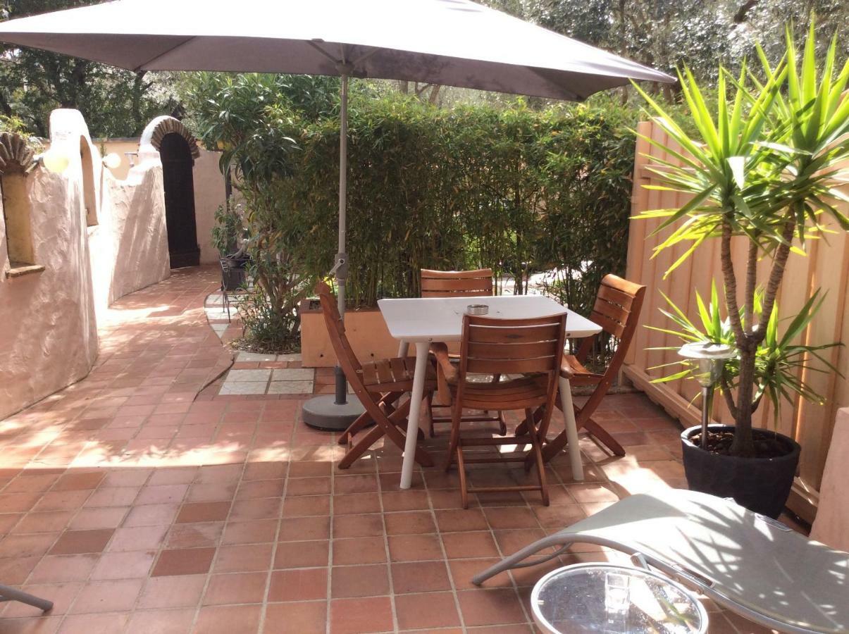 89 Le Grand Pin Apartamento Sainte-Maxime Exterior foto