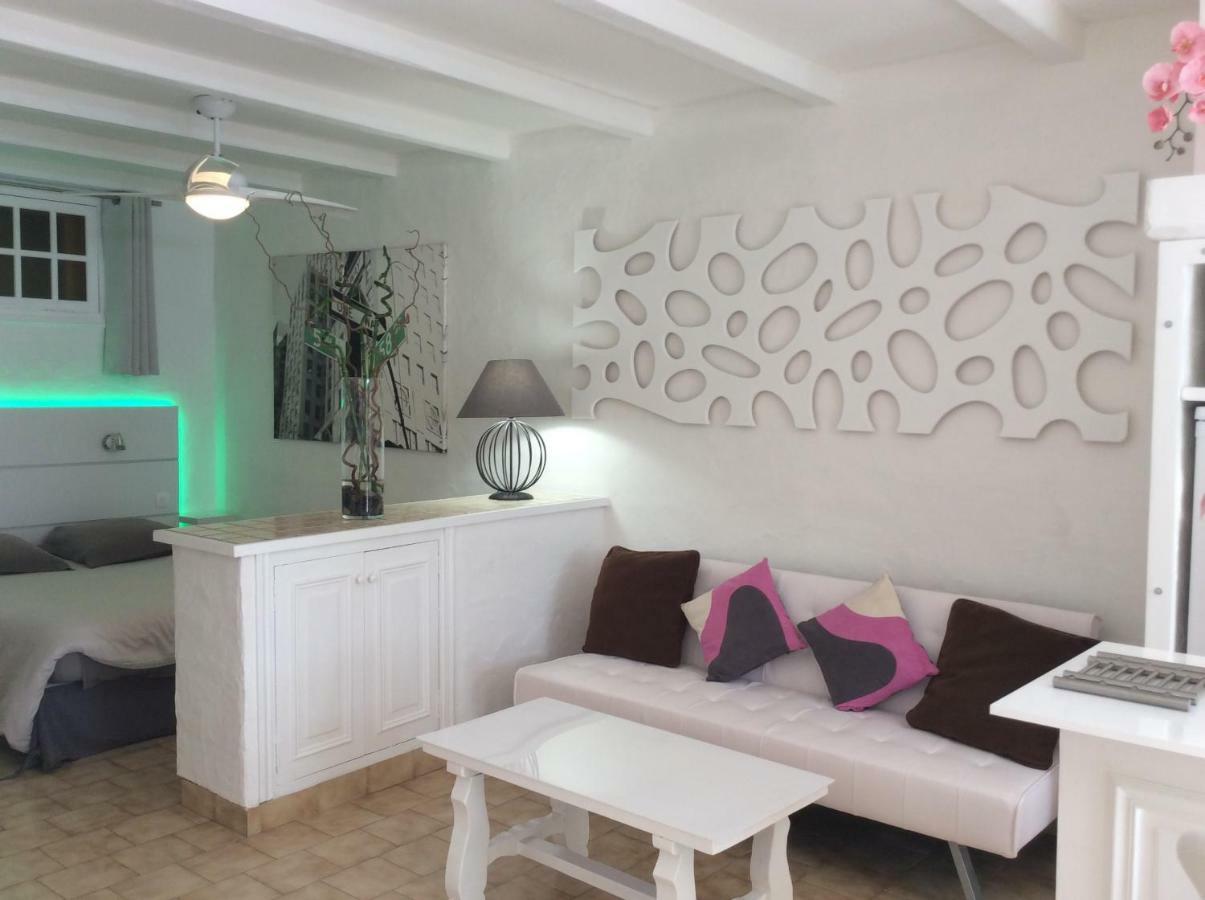 89 Le Grand Pin Apartamento Sainte-Maxime Exterior foto