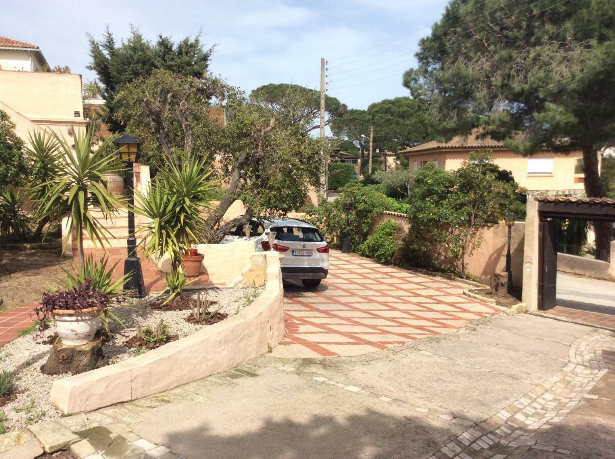 89 Le Grand Pin Apartamento Sainte-Maxime Exterior foto